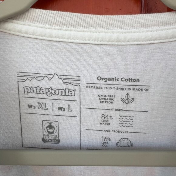 Patagonia Men's Tee Shirt Large - Picture 3 of 3